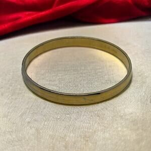 Vintage Monet Gold Tone Bangle Bracelet Classic Simple Round Minimalist 80s